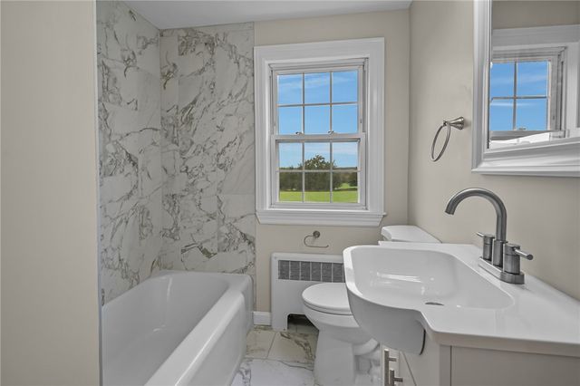 282 Seven Mile Road, Scituate, RI 02831