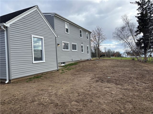 282 Seven Mile Road, Scituate, RI 02831