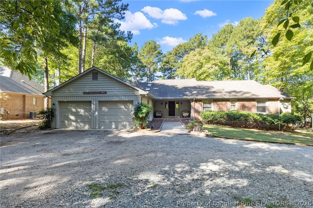 1903 Wedgewood Drive, Sanford, NC 27332 — photo 2
