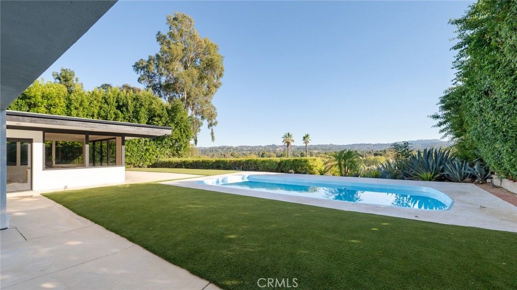 23310 Aetna Street, Woodland Hills, CA 91367 — photo 2