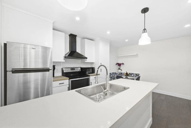 13788 Ruette Le Parc D, Del Mar, CA 92014