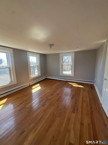 2 Mediterranean Lane, Norwich, CT 06360