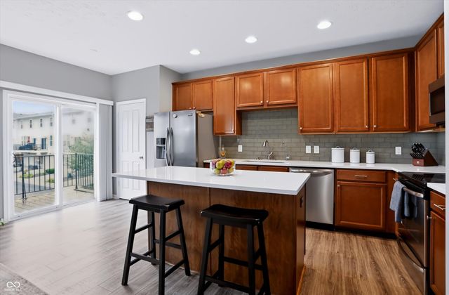 9522 Park Meridian Drive, Indianapolis, IN 46260