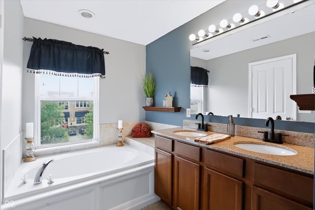 9522 Park Meridian Drive, Indianapolis, IN 46260