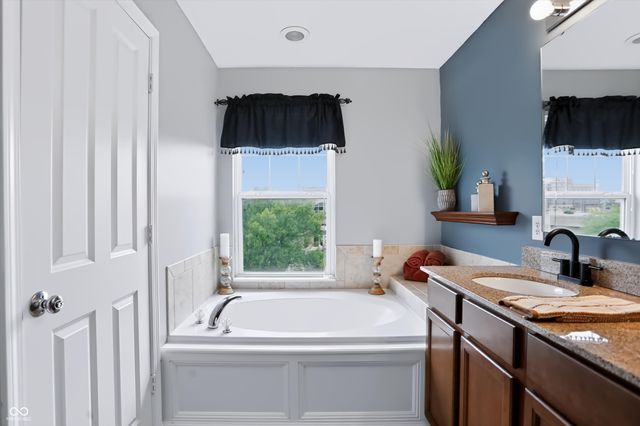 9522 Park Meridian Drive, Indianapolis, IN 46260