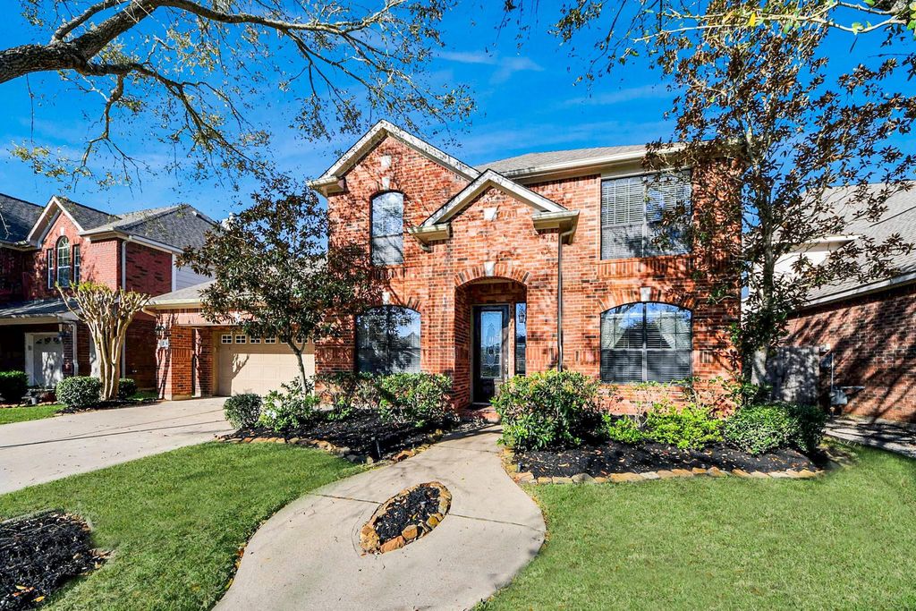 2226 Black Oak Drive, Sugar Land, TX 77479