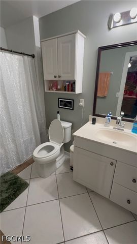 246 SE 7th ST, Cape Coral, FL 33990