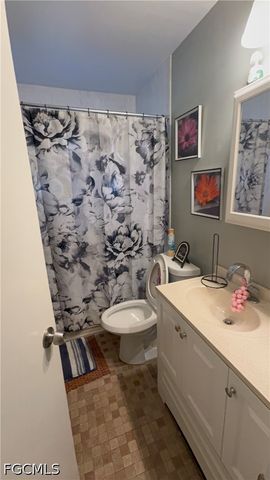 246 SE 7th ST, Cape Coral, FL 33990
