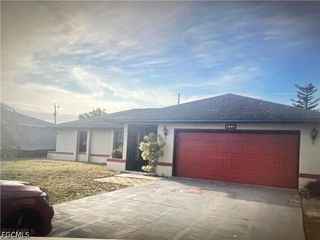 246 SE 7th ST, Cape Coral, FL 33990