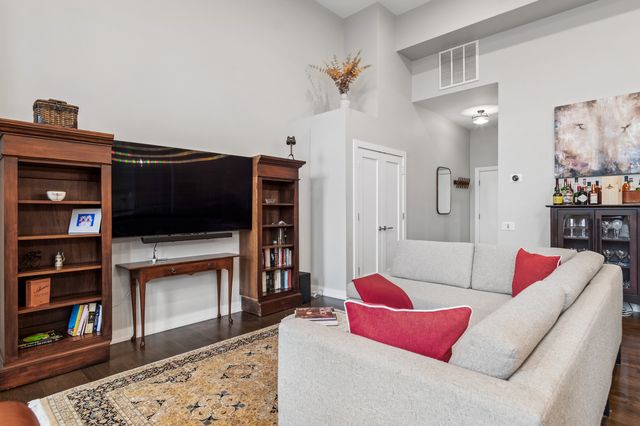 1445 W Belden Avenue 3K, Chicago, IL 60614