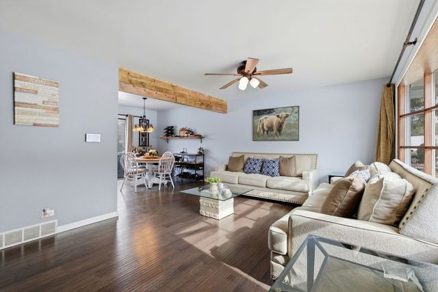 29W200 Forest Avenue, West Chicago, IL 60185