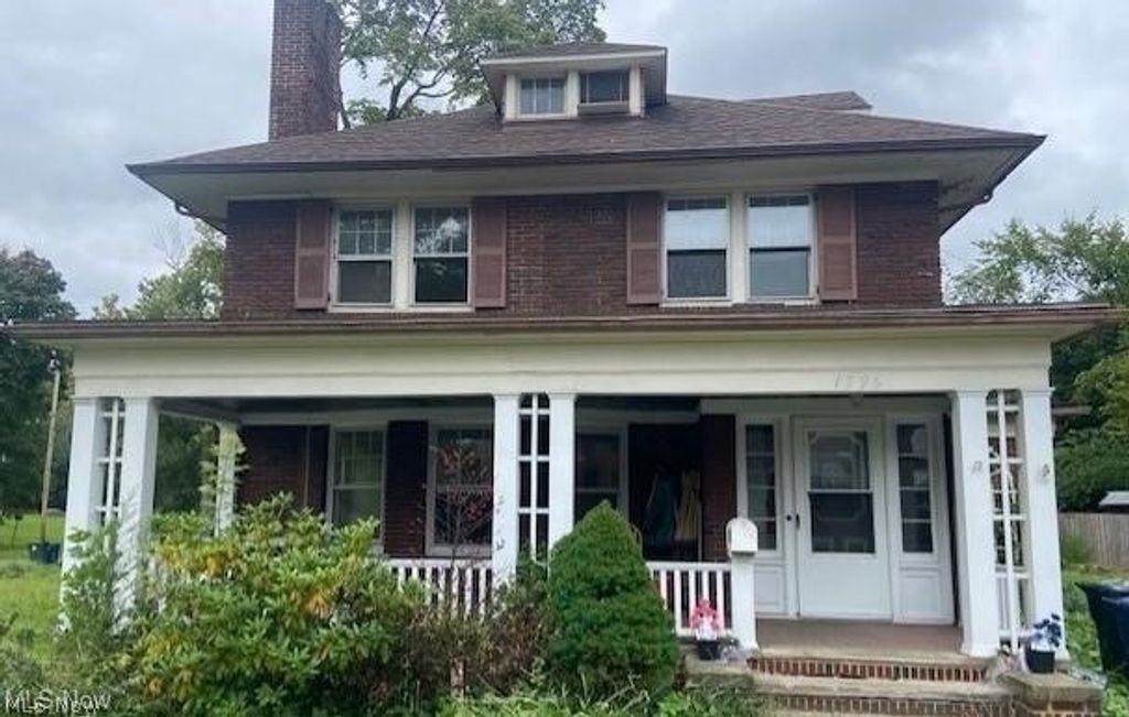 1796 Cumberland Road, Cleveland Heights, OH 44118