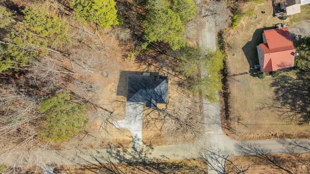 600 1st Street, Lafayette, GA 30728