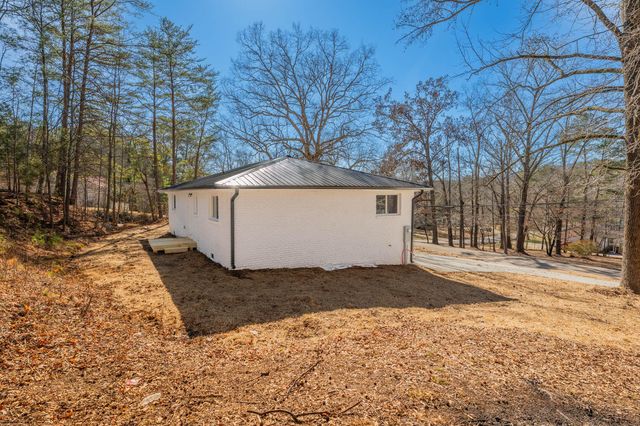 600 1st Street, Lafayette, GA 30728