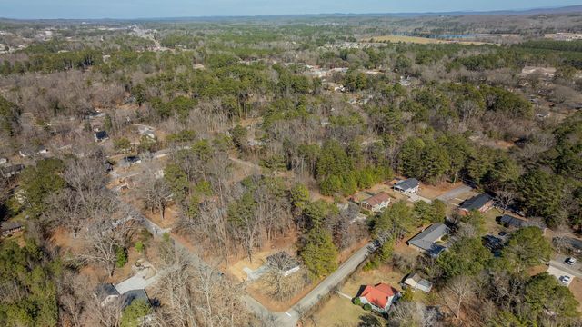 600 1st Street, Lafayette, GA 30728