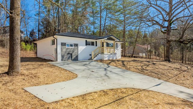 600 1st Street, Lafayette, GA 30728