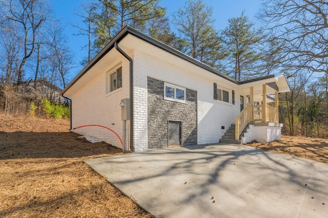 600 1st Street, Lafayette, GA 30728