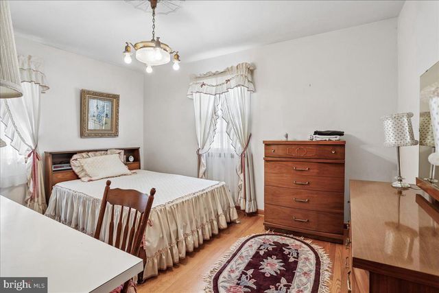 21909 FREDERICK RD, Boyds, MD 20841