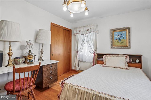 21909 FREDERICK RD, Boyds, MD 20841