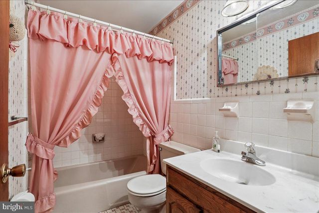 21909 FREDERICK RD, Boyds, MD 20841