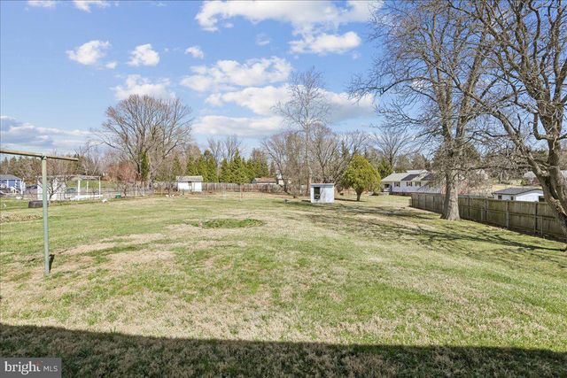 21909 FREDERICK RD, Boyds, MD 20841