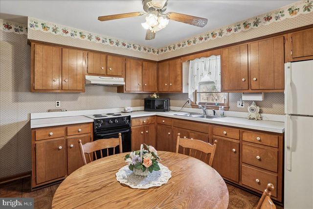 21909 FREDERICK RD, Boyds, MD 20841