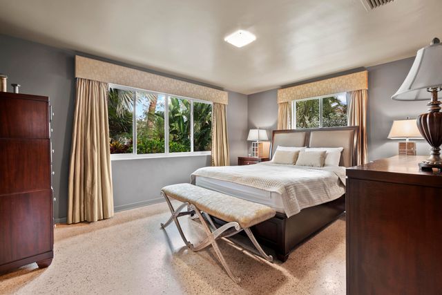 440 Jupiter Lane, Juno Beach, FL 33408