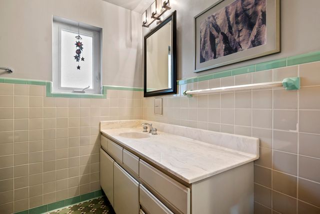 440 Jupiter Lane, Juno Beach, FL 33408