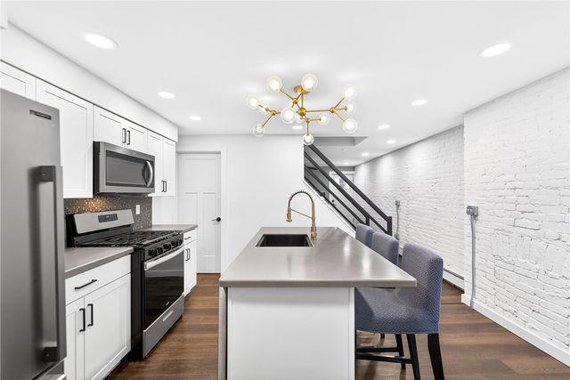 519 Glenwood Ave, Ambridge, PA 15003