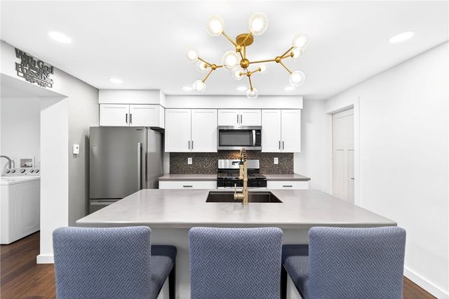 519 Glenwood Ave, Ambridge, PA 15003