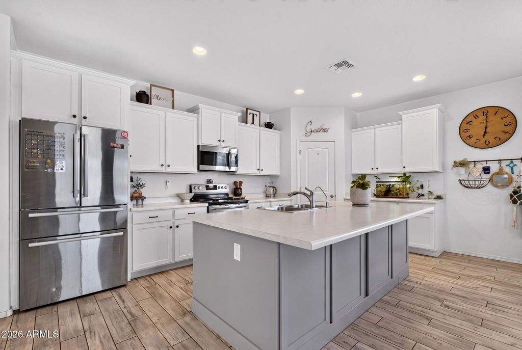 17792 W Cashman Drive, Surprise, AZ 85387 — photo 5