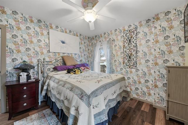 3237 Dalewood Avenue SE, Cedar Rapids, IA 52403