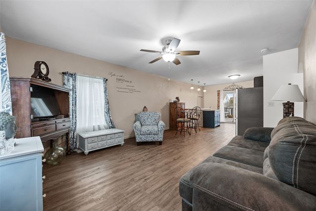 3237 Dalewood Avenue SE, Cedar Rapids, IA 52403