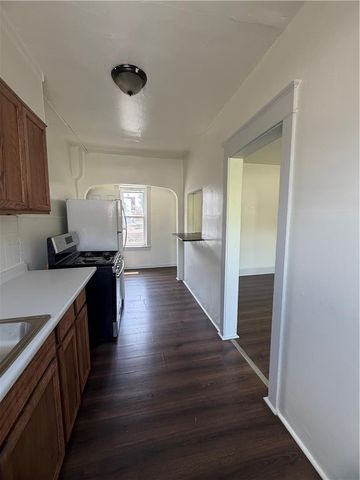 408 West Washington Street 2W, Allentown City, PA 18102