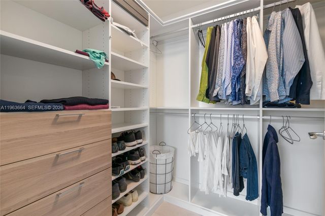 1000 Brickell Plz PH5005, Miami, FL 33131