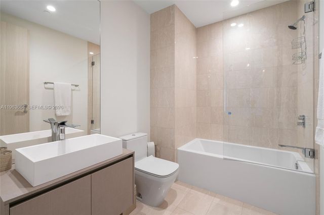 1000 Brickell Plz PH5005, Miami, FL 33131