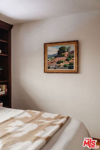 22370 Macfarlane Drive, Woodland Hills (los Angeles), CA 91364