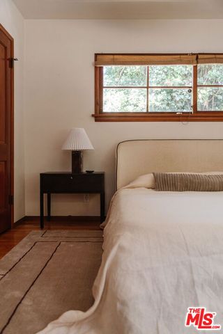 22370 Macfarlane Drive, Woodland Hills (los Angeles), CA 91364