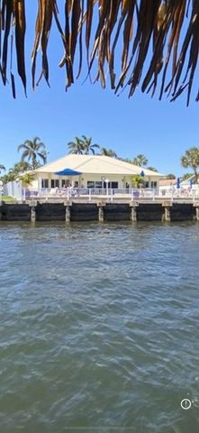 650 Snug Harbor Drive G301, Boynton Beach, FL 33435