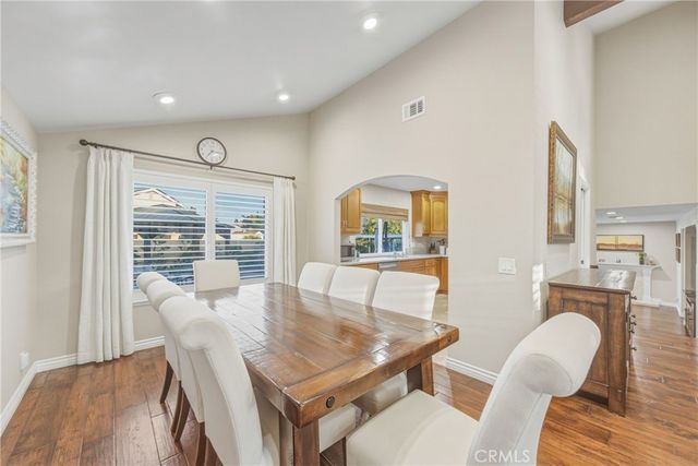 2909 S Diamond Street, Santa Ana, CA 92704