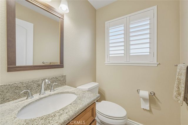 2909 S Diamond Street, Santa Ana, CA 92704