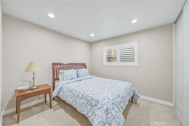 2909 S Diamond Street, Santa Ana, CA 92704