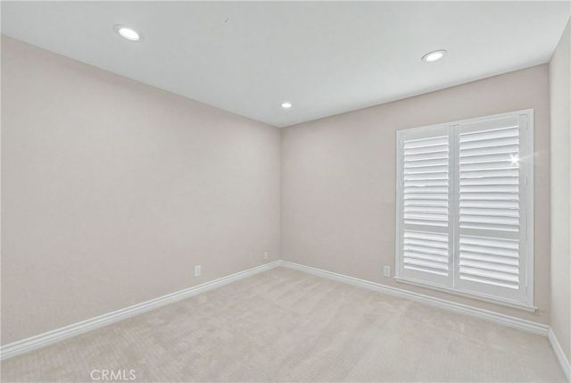 2909 S Diamond Street, Santa Ana, CA 92704