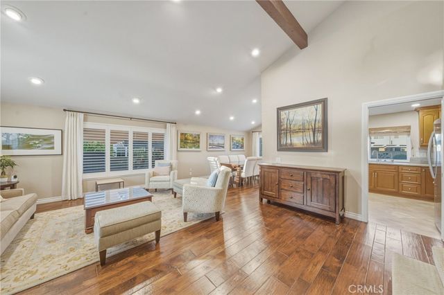 2909 S Diamond Street, Santa Ana, CA 92704