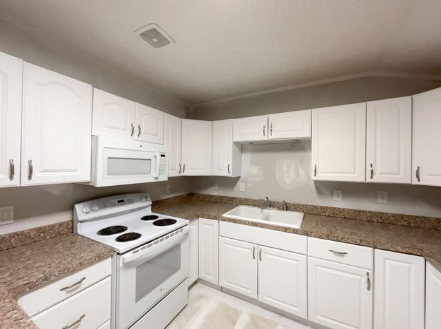 13512 Old Nashville Hwy, Smyrna, TN 37167