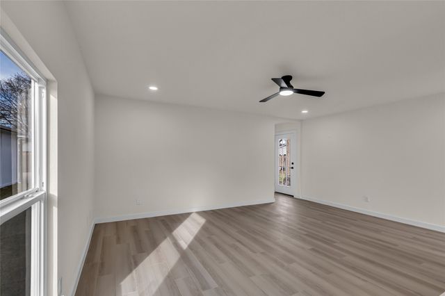 913 Roaming Road Drive, Allen, TX 75002