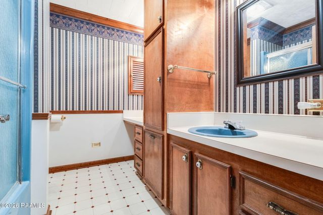 200 N Trahan Avenue, Kaplan, LA 70548