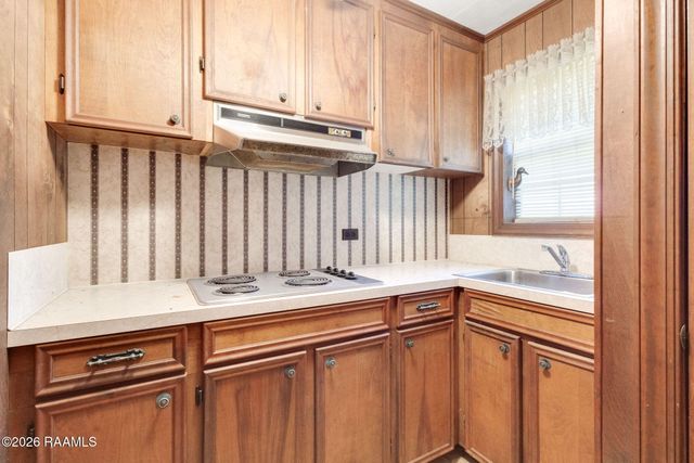 200 N Trahan Avenue, Kaplan, LA 70548