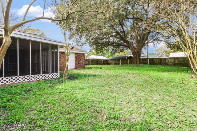 200 N Trahan Avenue, Kaplan, LA 70548