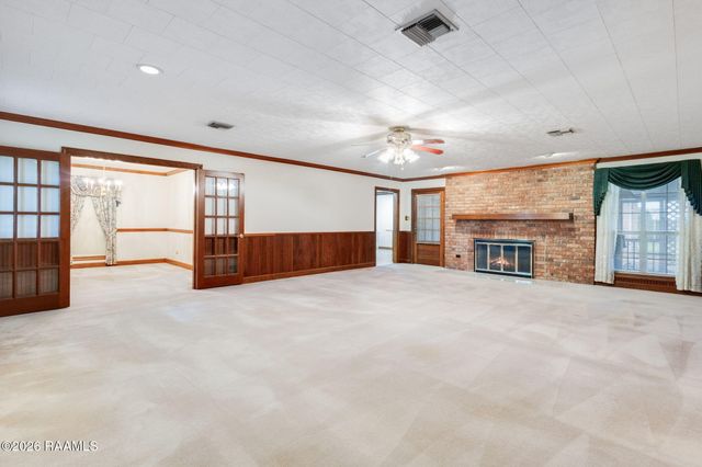 200 N Trahan Avenue, Kaplan, LA 70548